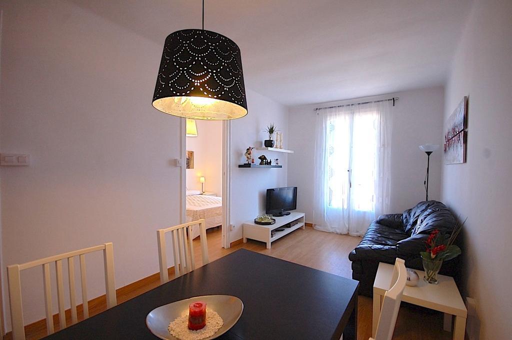 Lets Holidays Apartment Barcelona Near Beach Room photo